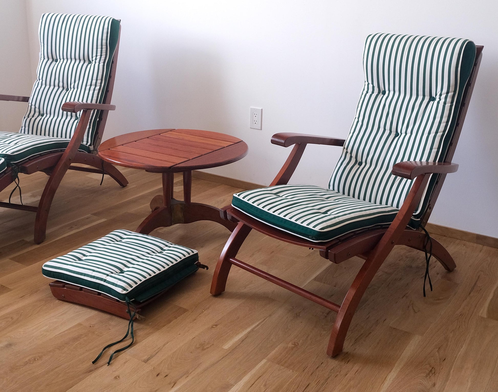 EstablishedLines Tricomfort Made in France SOLID Rosewood Lounge Chairs Ottomans Coffee Table