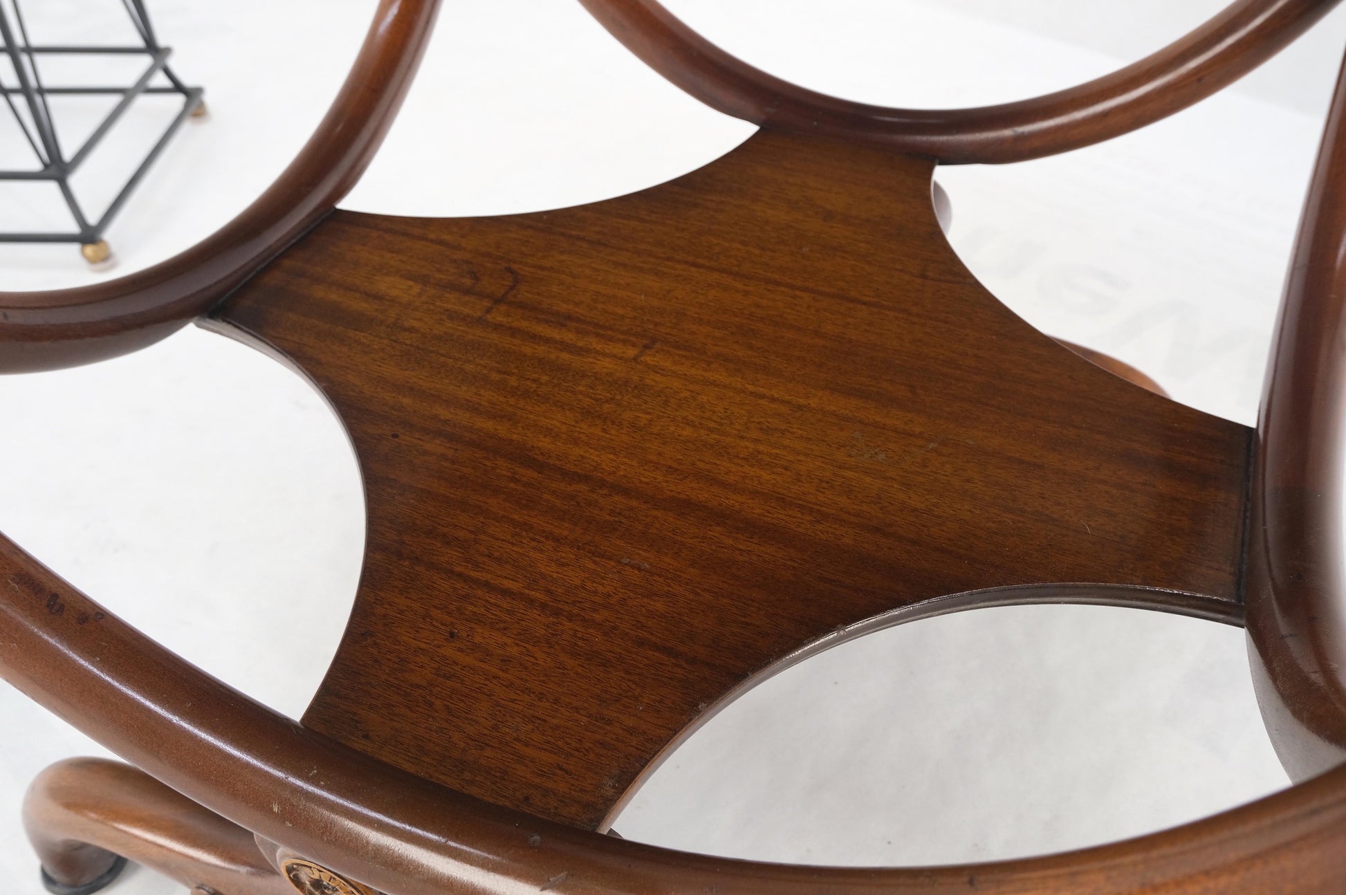 EstablishedLines Flame Carved Mahogany Regency Style Lamp Side Table Stand Clean!