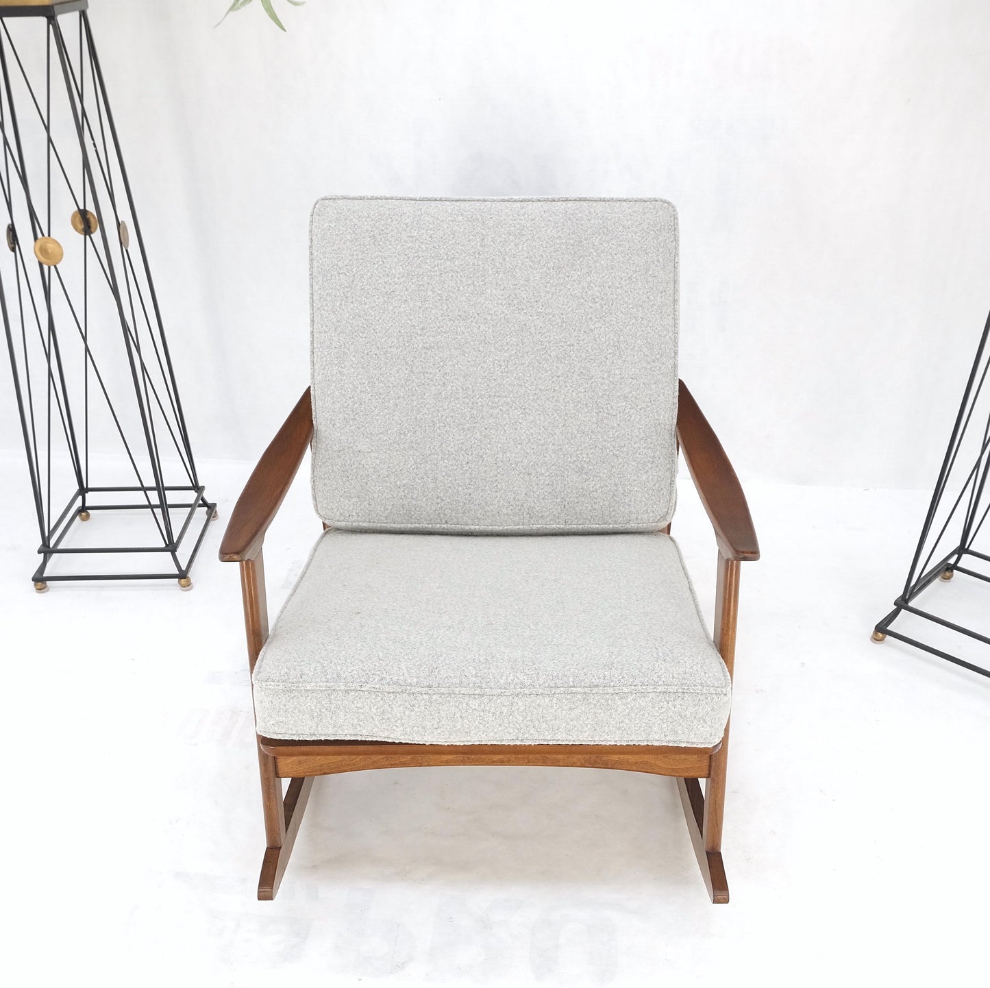 EstablishedLines Danish Mid-Century Modern New Grey Wool Upholstery Rocking Lounge Chair Mint!
