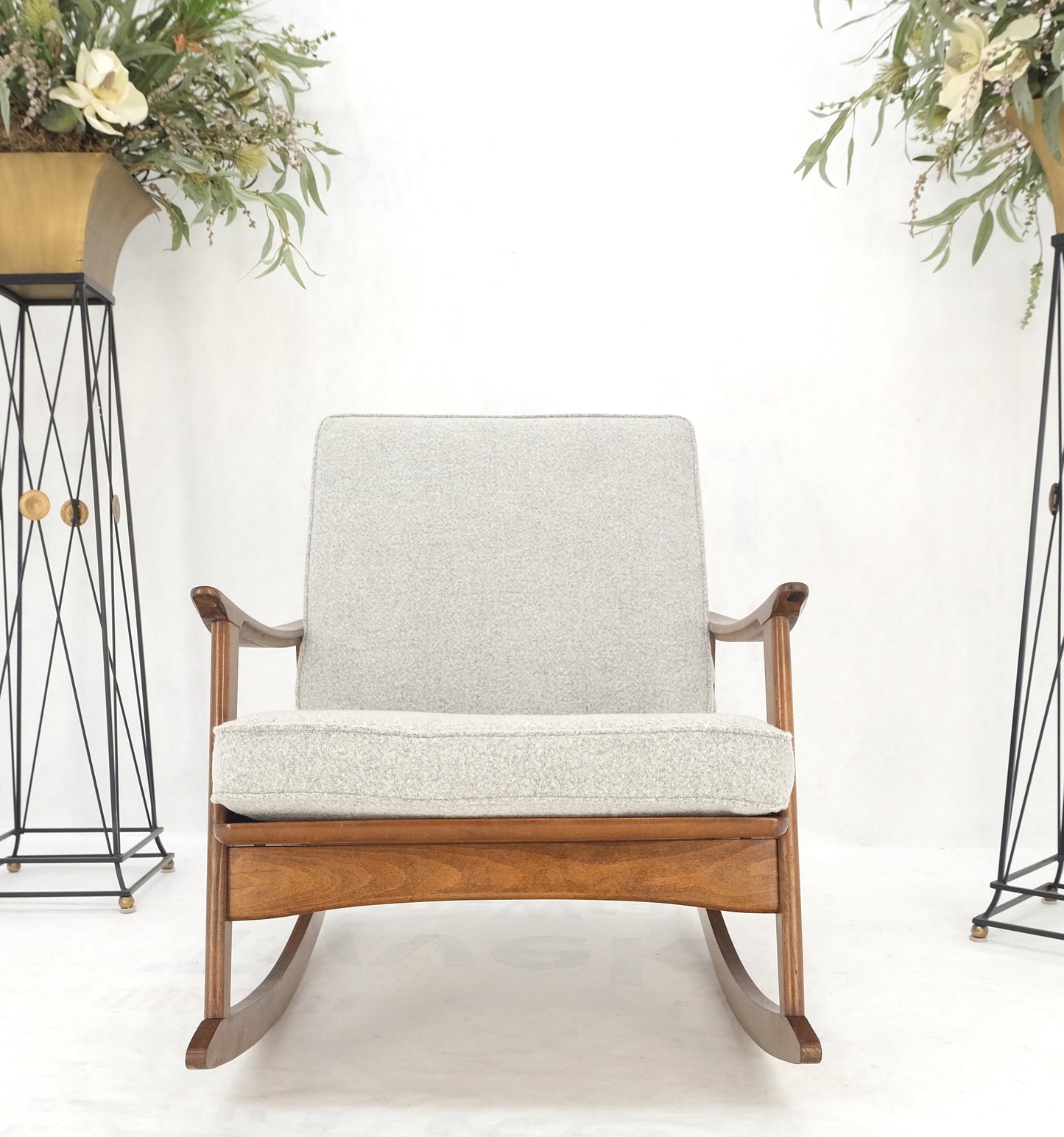 EstablishedLines Danish Mid-Century Modern New Grey Wool Upholstery Rocking Lounge Chair Mint!