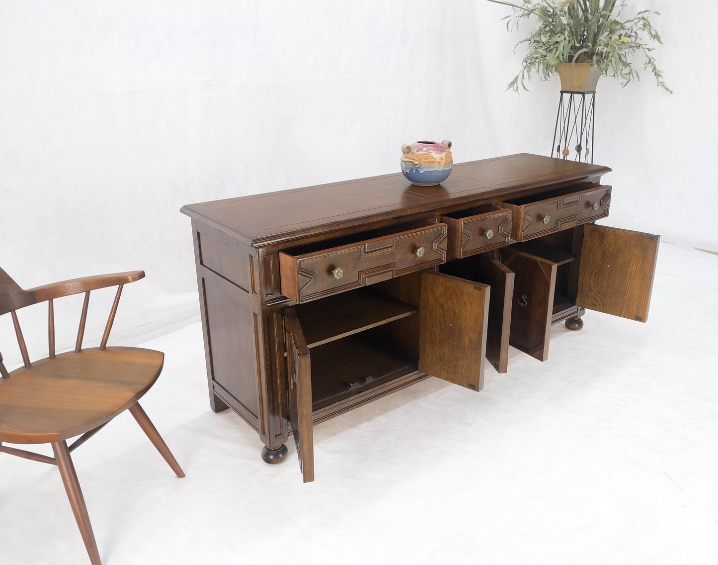 EstablishedLines Henredon Spanish Colonial Country French Oak & Brass Hardware Long Dresser MINT