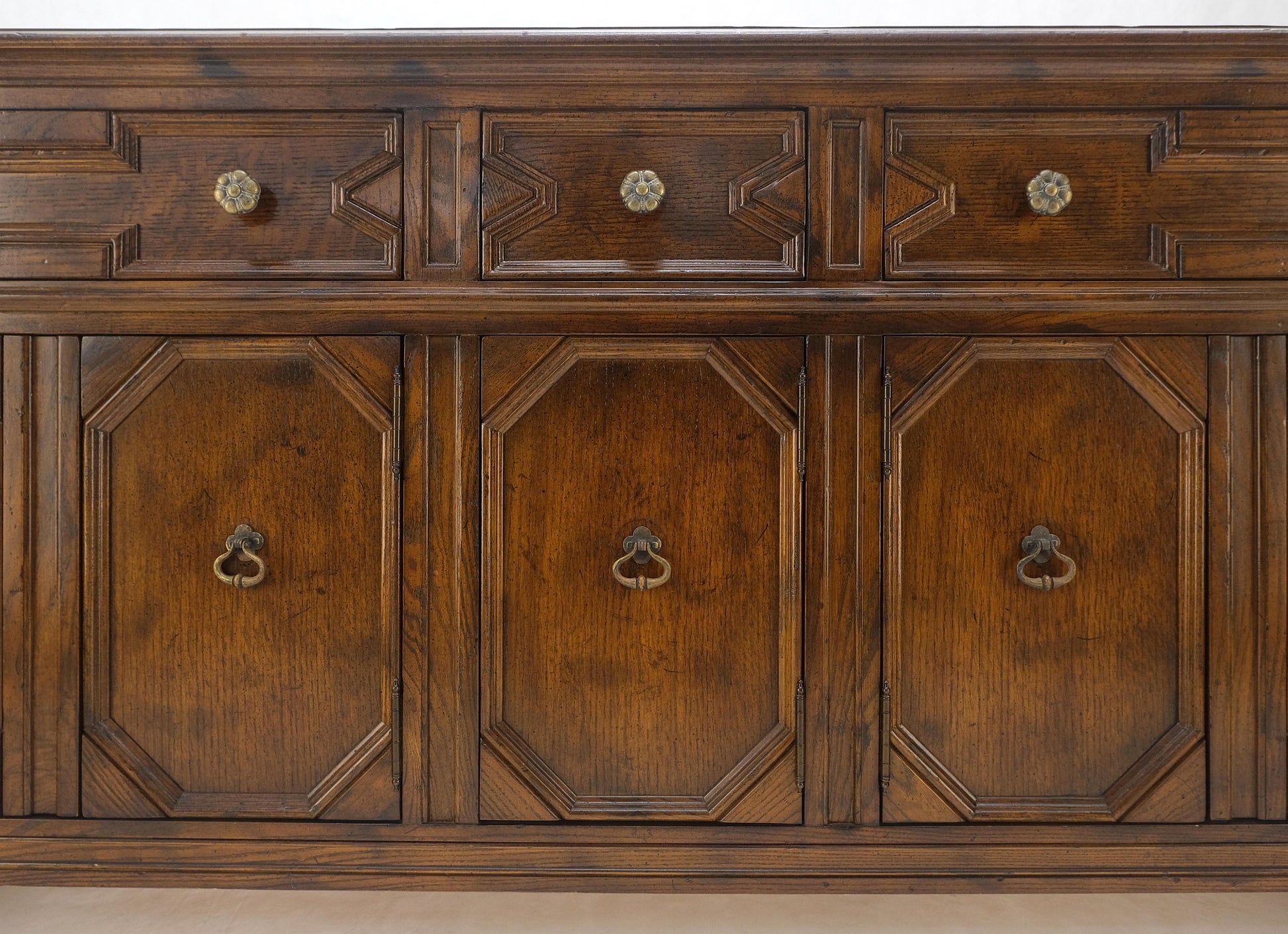 EstablishedLines Henredon Spanish Colonial Country French Oak & Brass Hardware Long Dresser MINT
