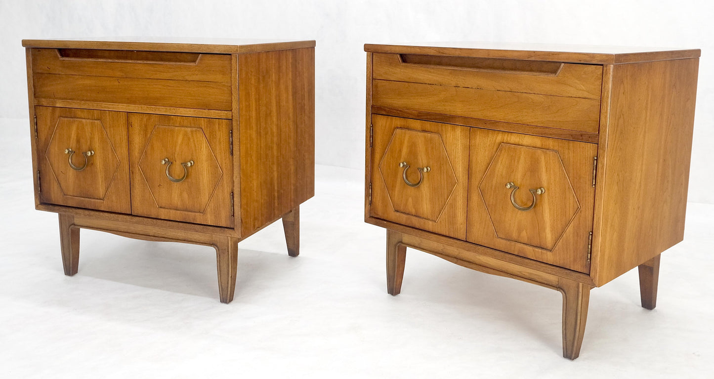 Pair Light Walnut One Drawer Two Doors Solid Brass Bucked Pulls Nightstands MINT