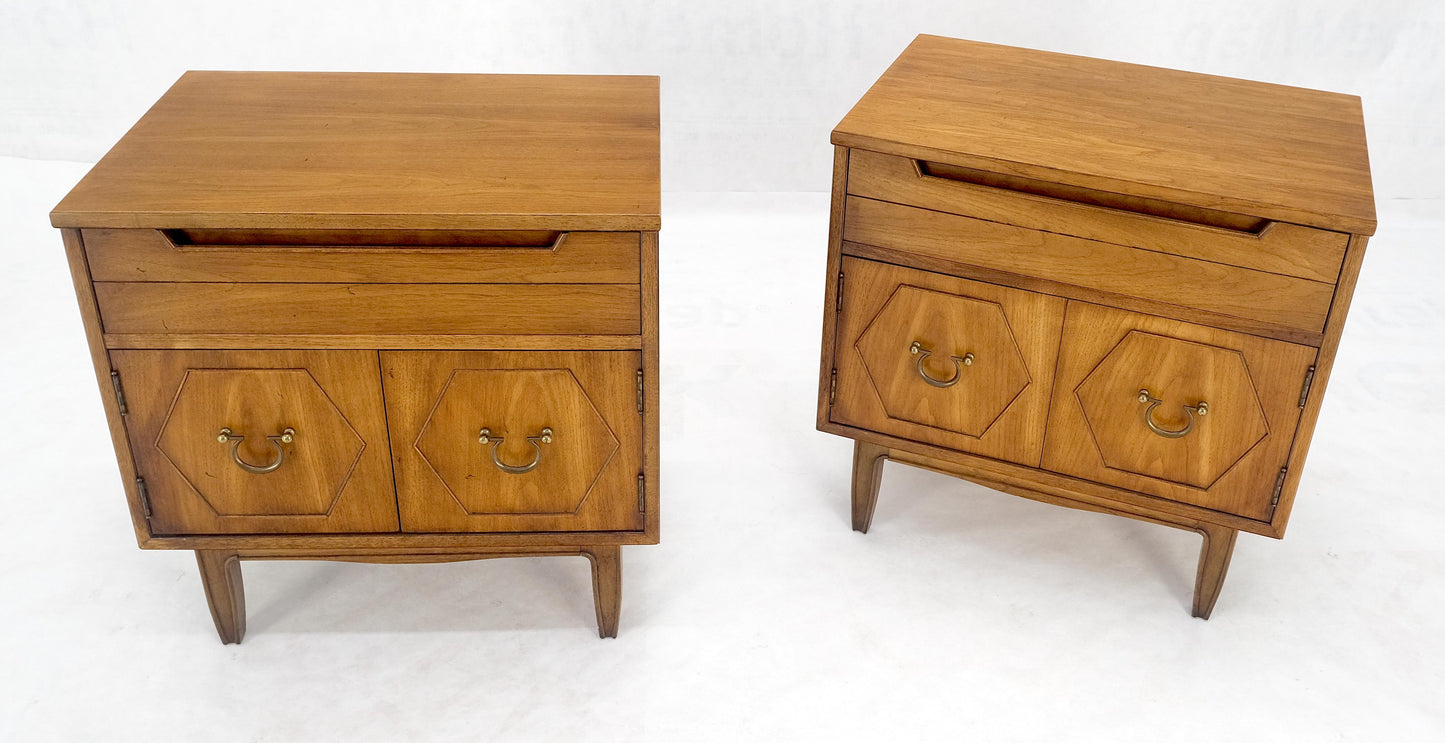 Pair Light Walnut One Drawer Two Doors Solid Brass Bucked Pulls Nightstands MINT