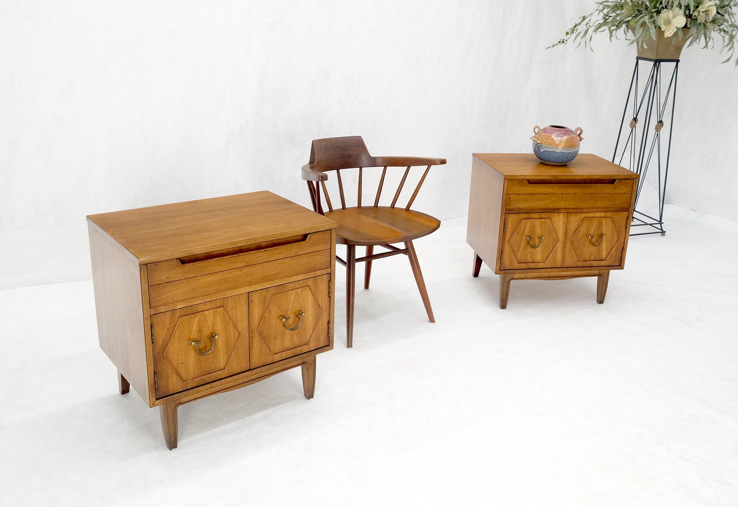 Pair Light Walnut One Drawer Two Doors Solid Brass Bucked Pulls Nightstands MINT