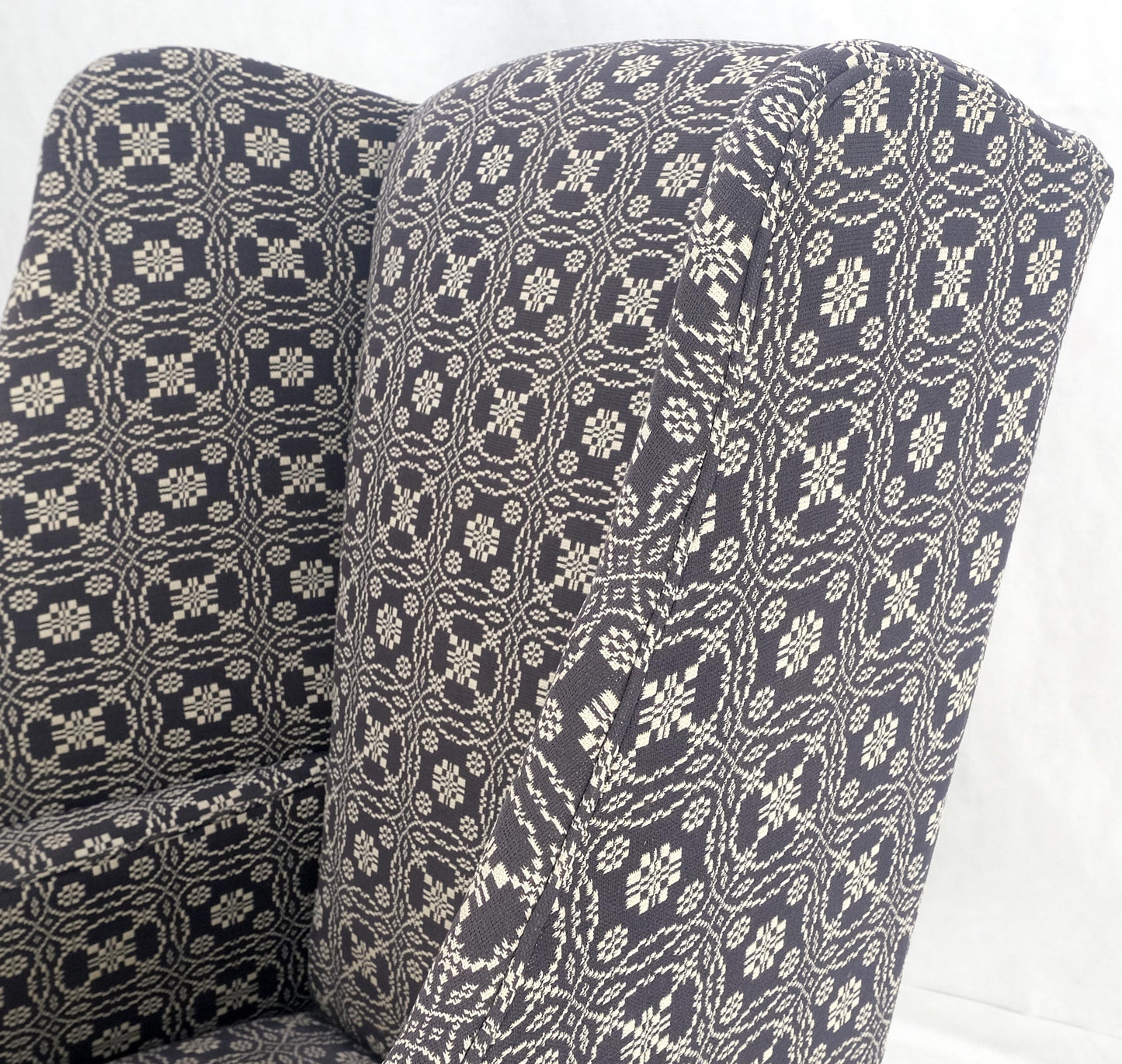 EstablishedLines Unusual Deep Wings Federal Style Mahogany Base Wing Club Armchair