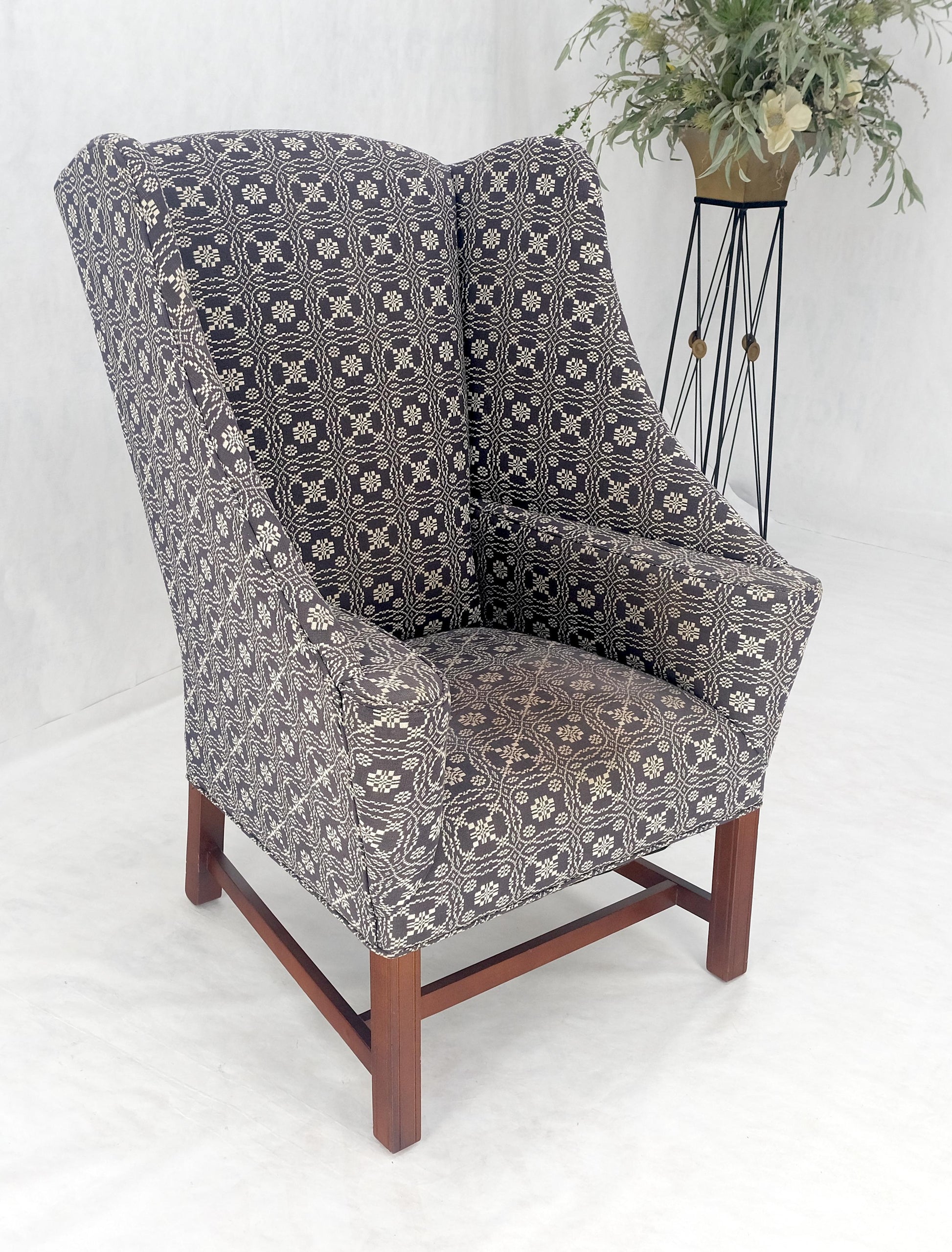 EstablishedLines Unusual Deep Wings Federal Style Mahogany Base Wing Club Armchair