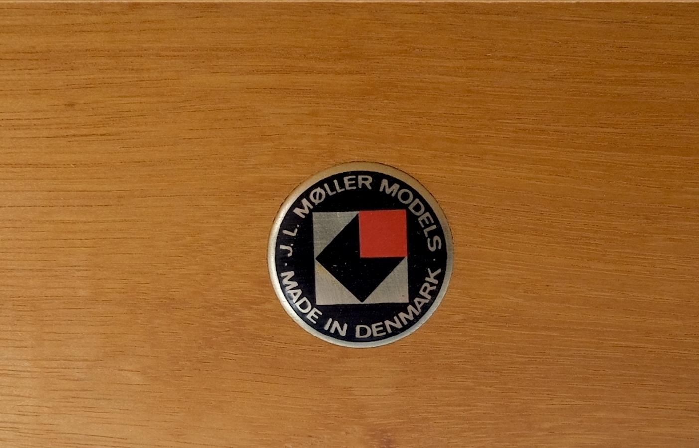 EstablishedLines Danish Mid-Century Modern Moller Solid Rosewood Refectory Dining Table Mint!