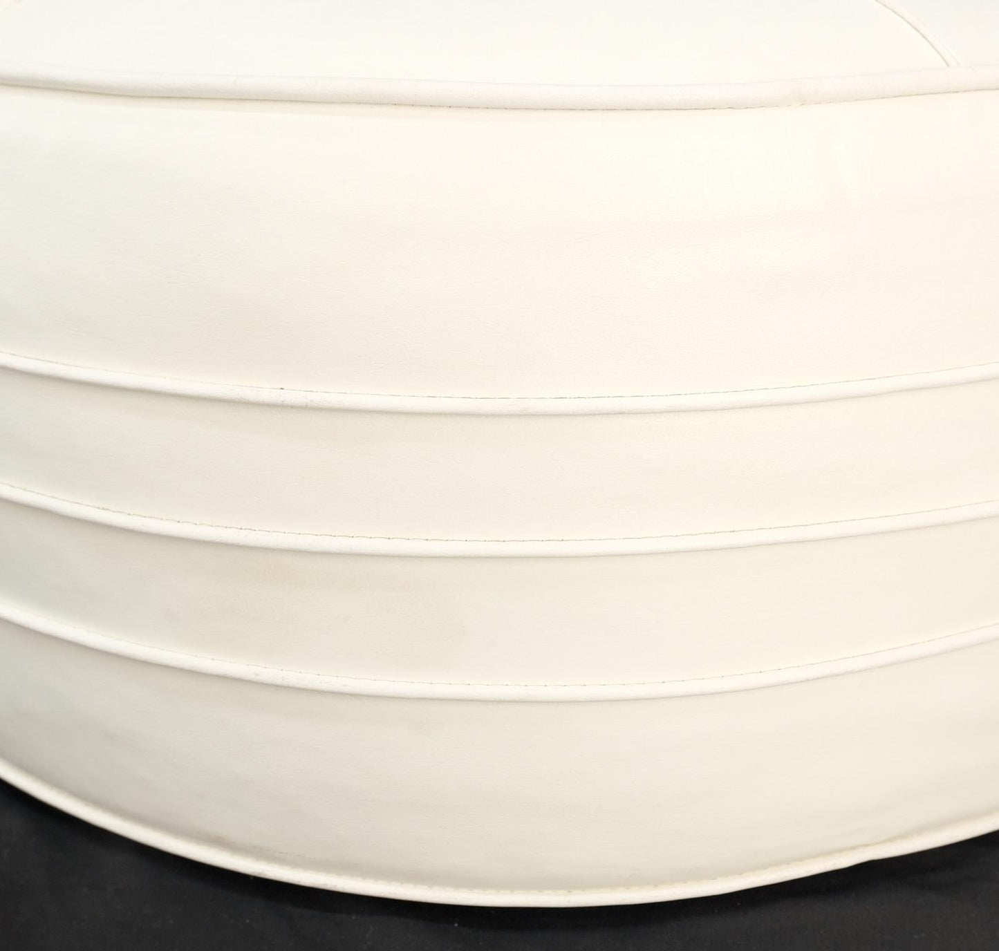 EstablishedLines Mid-Century Modern c1970s Round White Naugahyde Tufted Pouf Ottoman Bench Mint!