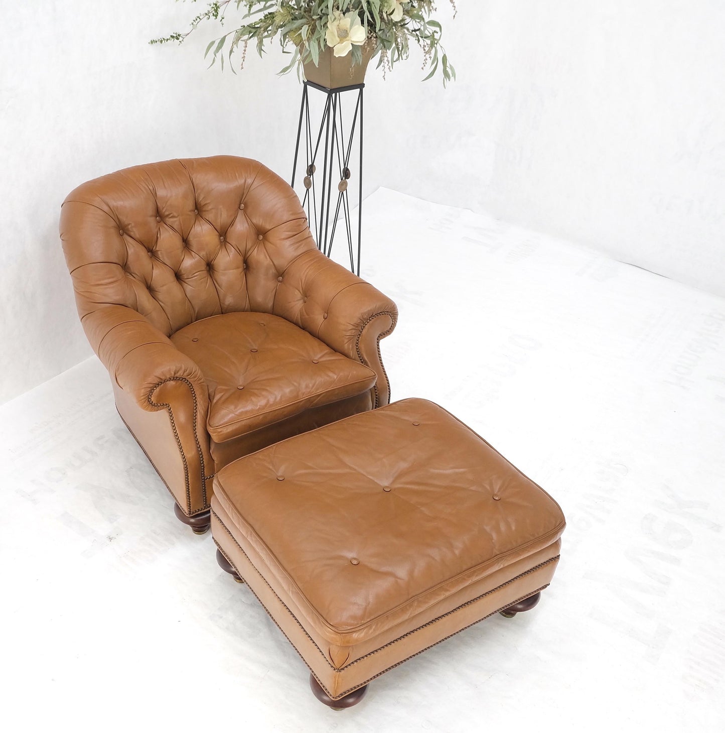 EstablishedLines Baker Tan Leather Tufted Back Large Arm Chair w/ Ottoman Pouf Turned Legs MINT!
