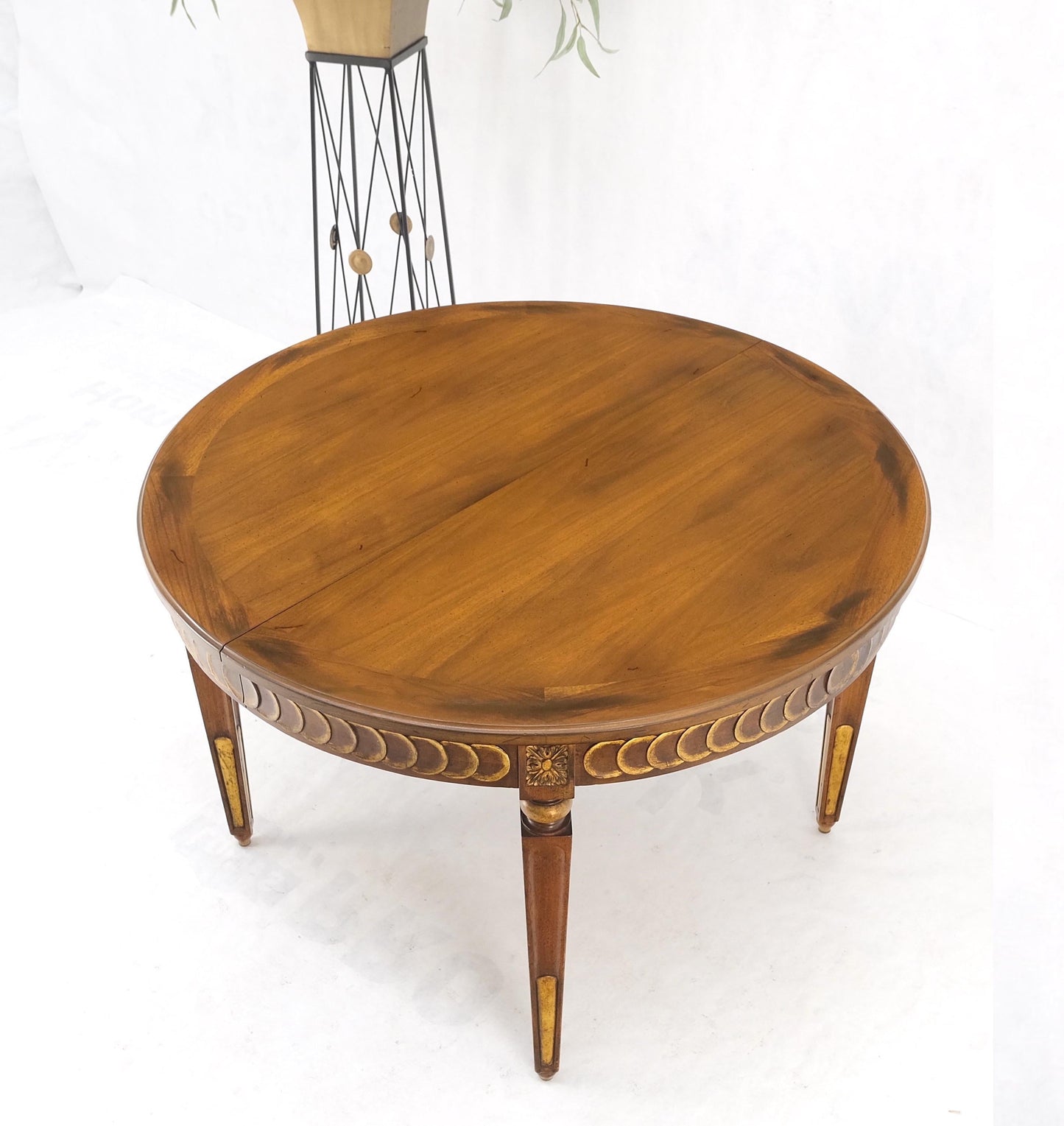 EstablishedLines Round Mid-Century Modern Three Leaves Distressed Walnut Dining Table Mint!