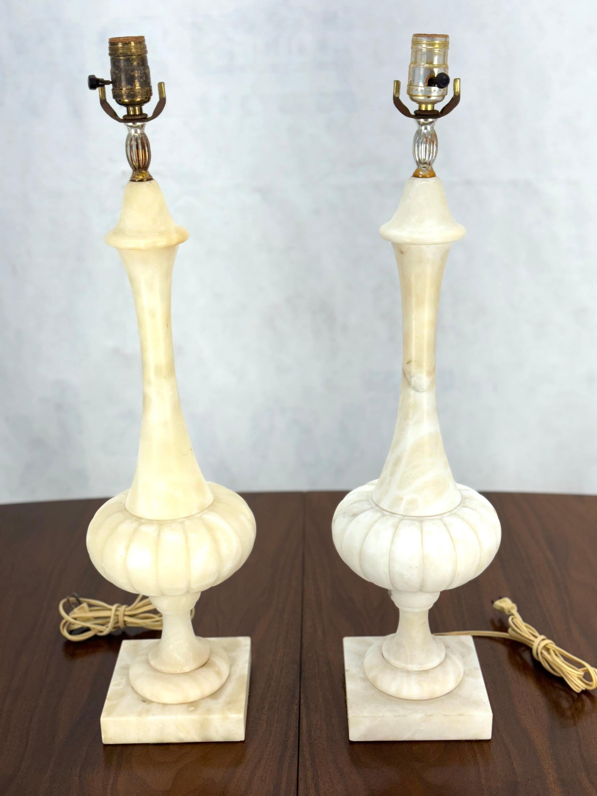 EstablishedLines Pair of Fine Elegant Alabaster Marble Onion Shape Bases Table Lamps Clean!