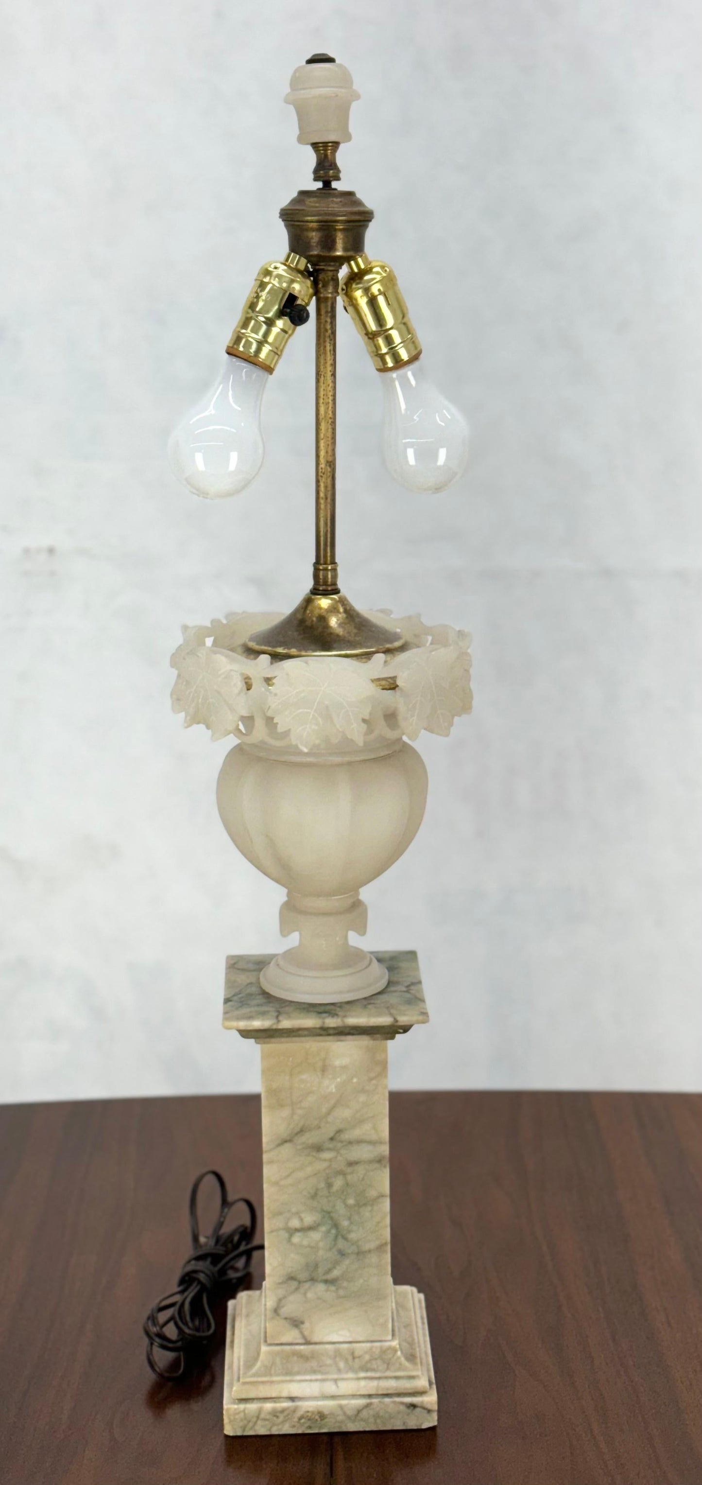 EstablishedLines Carved Alabaster Grapes Leaf Motive Urn Shape Square Mable Base Table Lamp MINT!