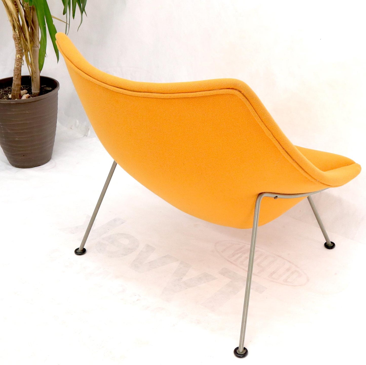 EstablishedLines Pierre Paulin Artifort Wool Upholstery Oyster Chair Orange Wool Upholstery