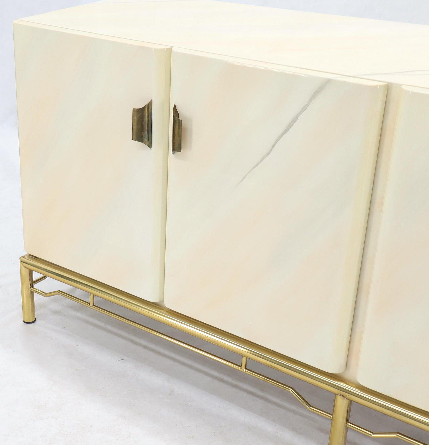 EstablishedLines Mid-Century Modern White Lacquer Faux Finish Door 4 Doors Credenza on Brass Base