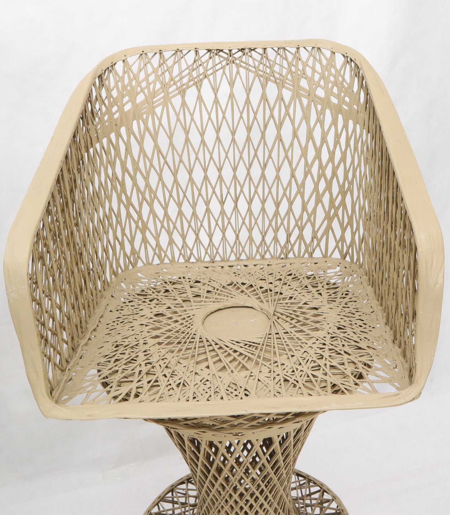 EstablishedLines Russel Woodard Spun Fiber Glass Resin Set of 4 Outdoors Bar Stools