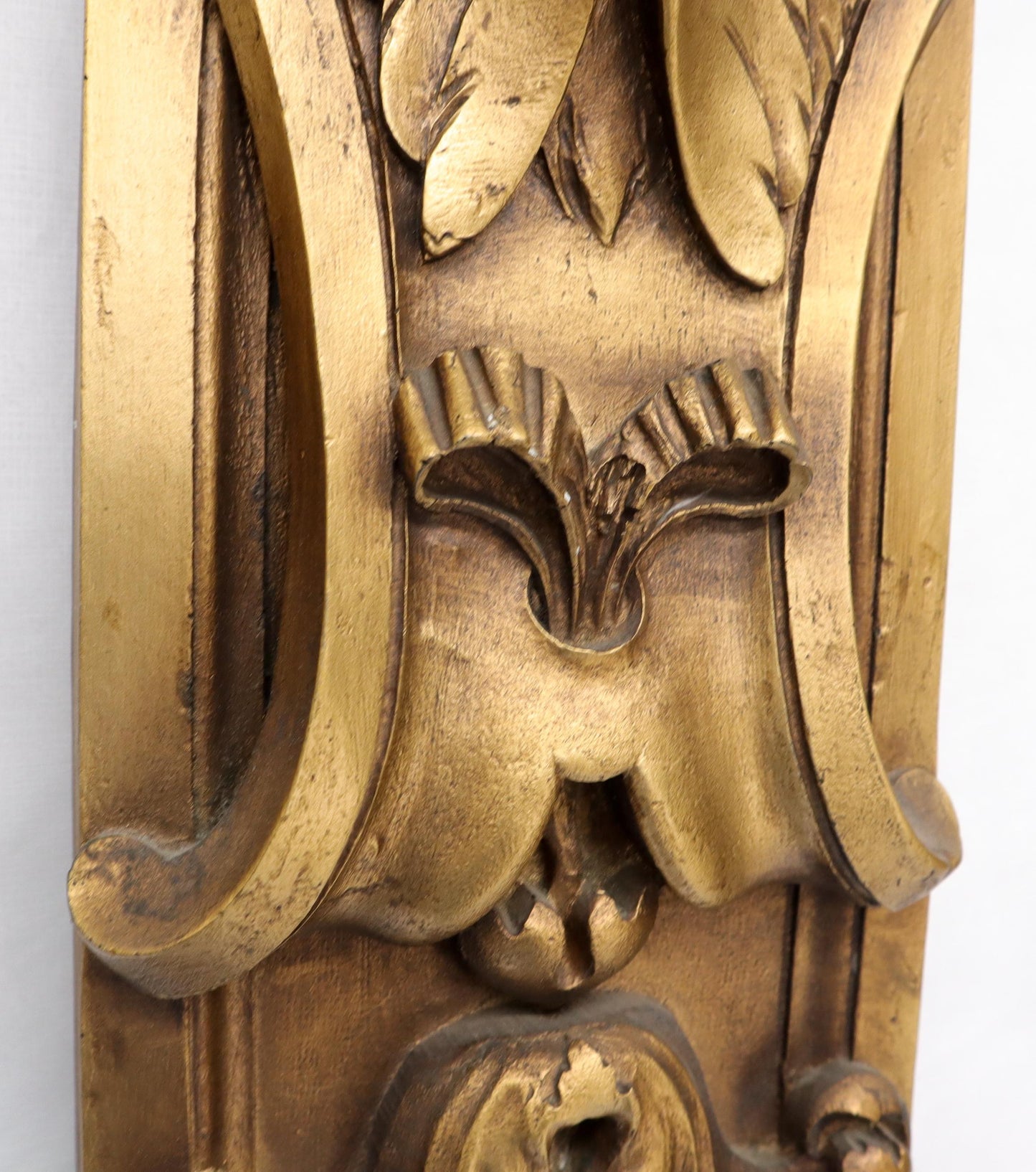 EstablishedLines Pair of Door Frame Decoration Mounts Columns Sculptures Gold Cherubs Motive