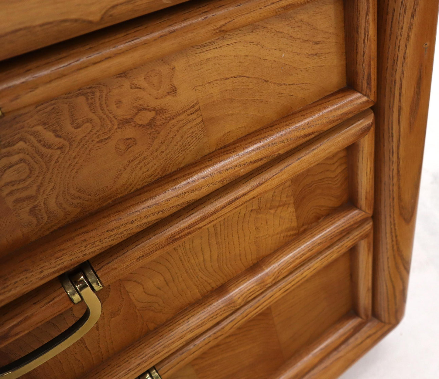 EstablishedLines Pair of Broyhill Three Drawer Nightstands End Side Tables