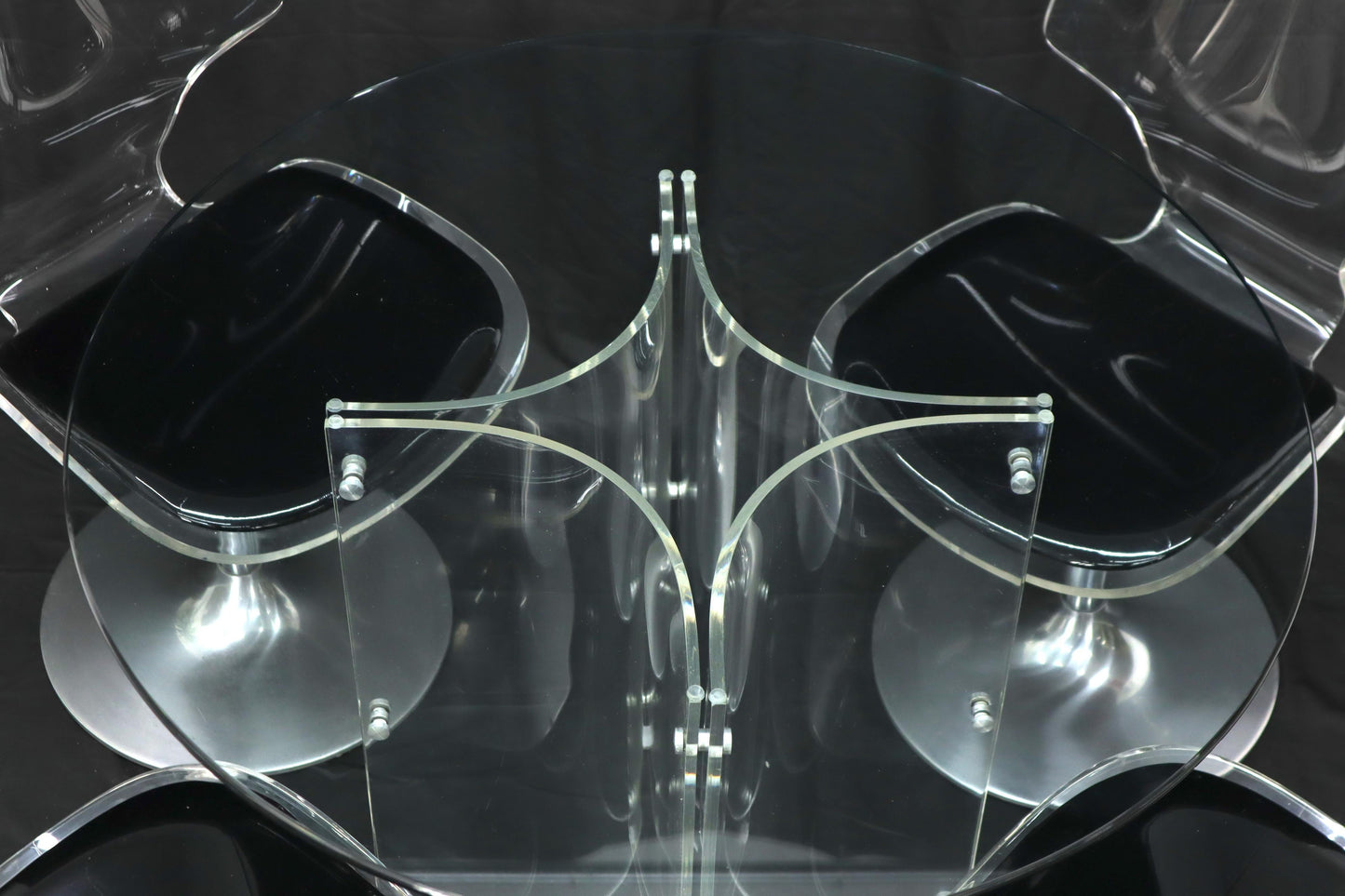 EstablishedLines Tulip Chrome Base Lucite Seats Set of 4 Chairs Dining Table with Glass Round Top
