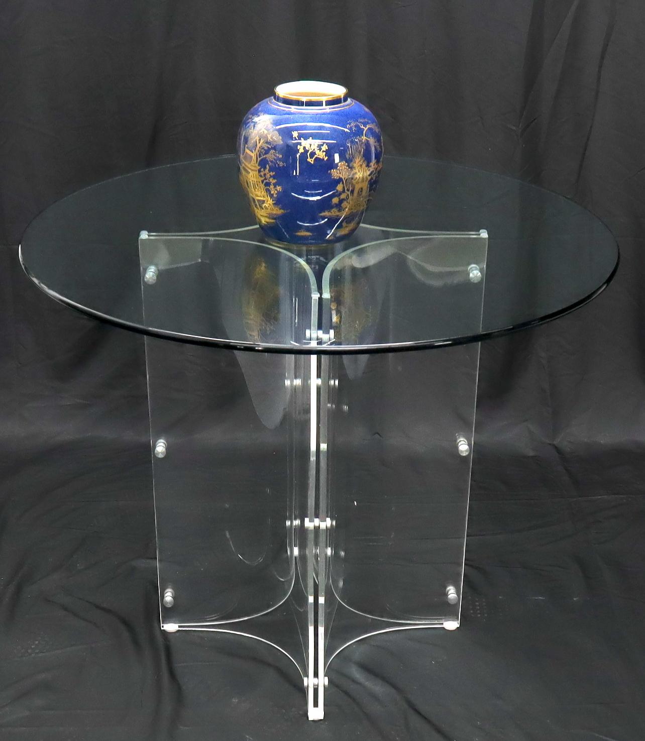 EstablishedLines Tulip Chrome Base Lucite Seats Set of 4 Chairs Dining Table with Glass Round Top