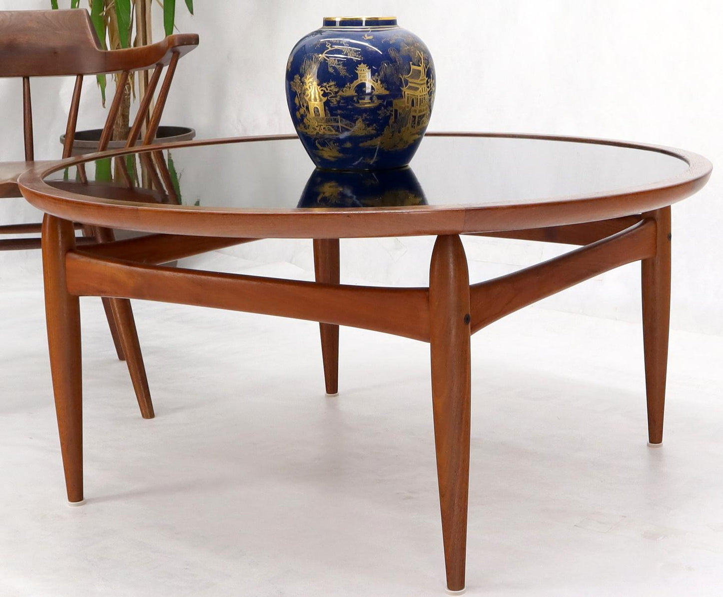 EstablishedLines Reversible top around Danish Mill Century modern coffee table
