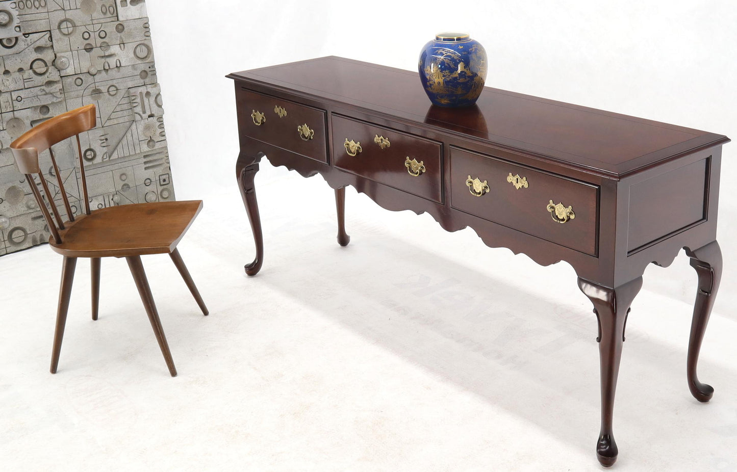 EstablishedLines Kindel Mahogany Queen Anne 3-Drawer Sideboard