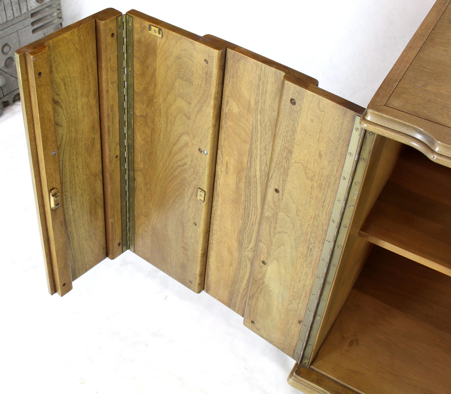 Horn Tone Cerused Finished Sideboard Credenza with Folding Double Doors