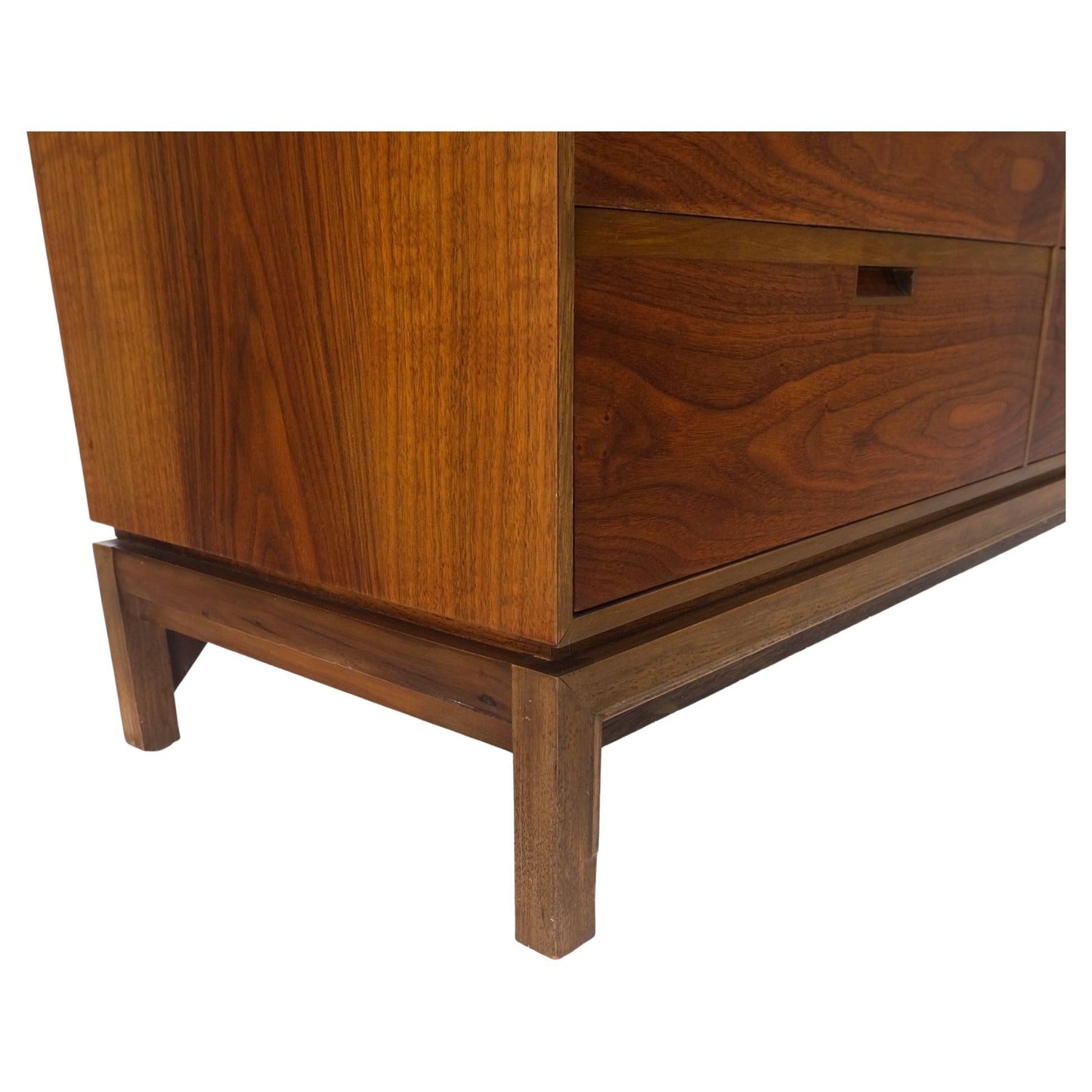 EstablishedLines Danish Mid-Century Modern Walnut 12 Drawers Long Credenza Dresser MINT!