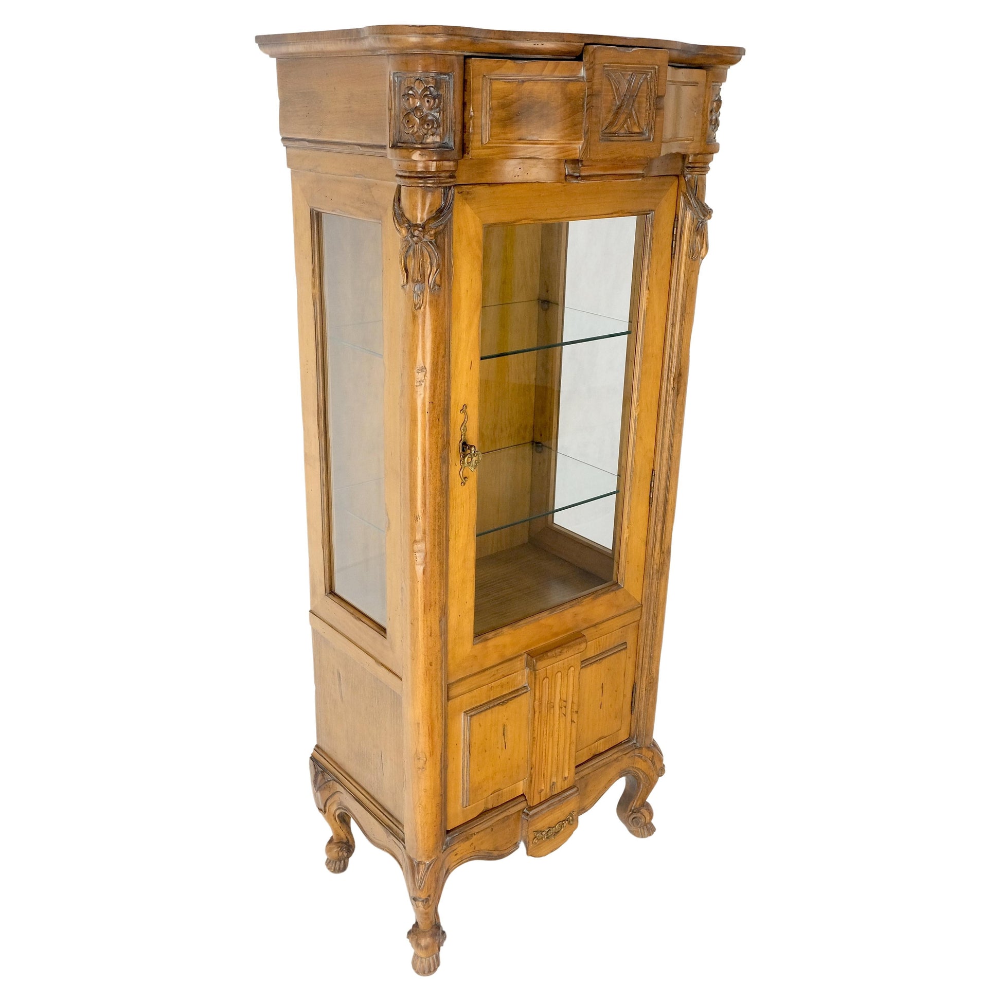 EstablishedLines Compact Regency One Door Carved 26" Wide 3 Tier Italian Curio Cabinet MINT