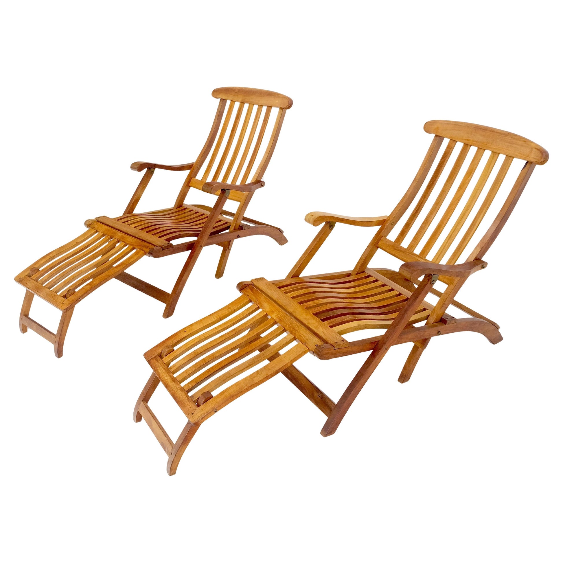 EstablishedLines Pair of Solid Teak Outdoor Folding Chaise Lounge Chairs MINT!