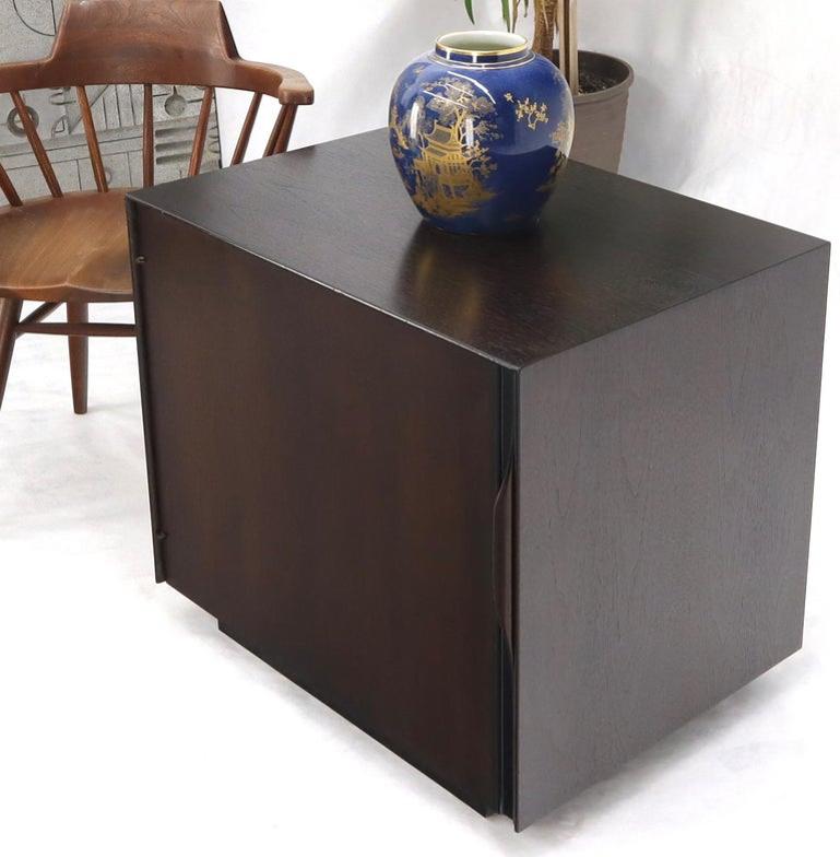 Mid-Century Modern Cube Shape Compact Liquor Cabinet End Table Espresso Finish