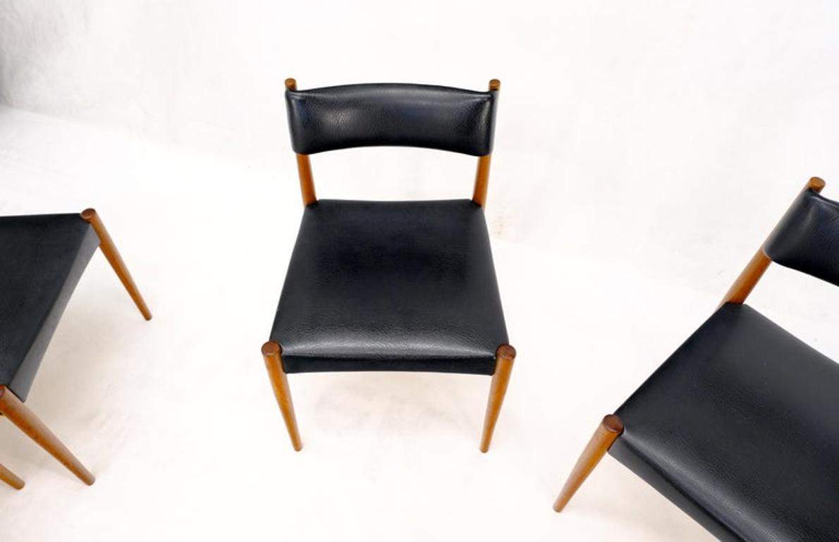 Set of 6 Danish Teak Mid Century Modern Dining Chairs in Black Upholstery