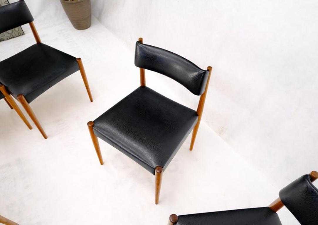 Set of 6 Danish Teak Mid Century Modern Dining Chairs in Black Upholstery