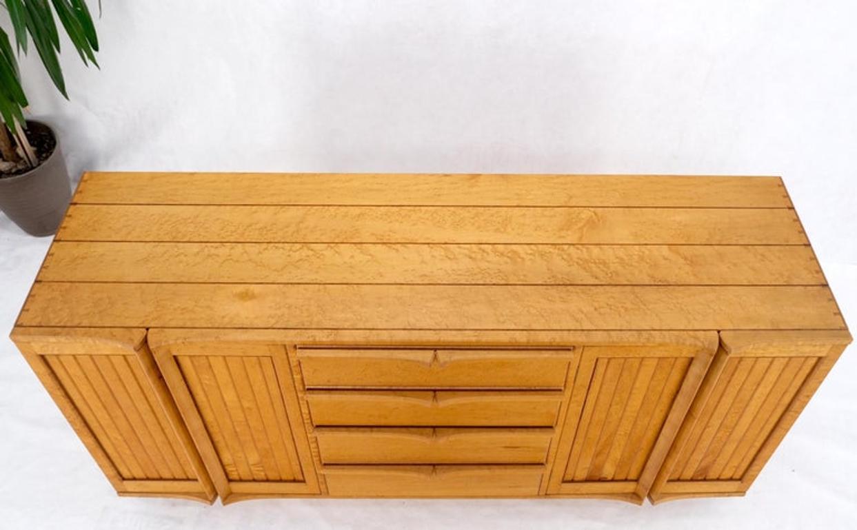 Solid Birds Eye Curly Maple All Dovetailed Artists Signed Sideboard Server MINT!