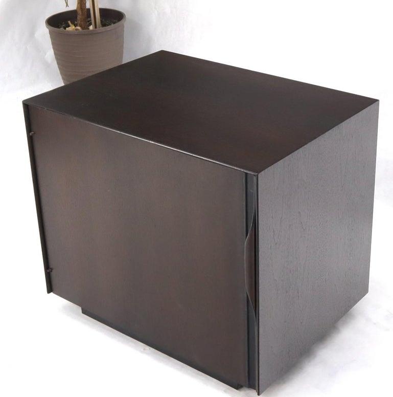 Mid-Century Modern Cube Shape Compact Liquor Cabinet End Table Espresso Finish
