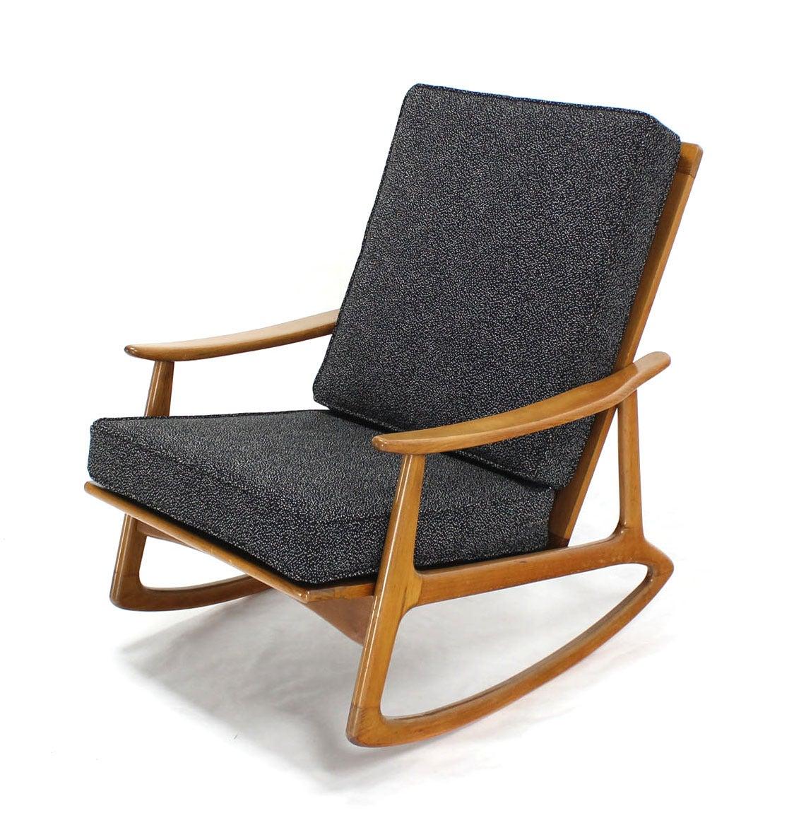 EstablishedLines Blond Wood Danish Modern Slated Back Rocking Lounge Chair New Upholstery MINT
