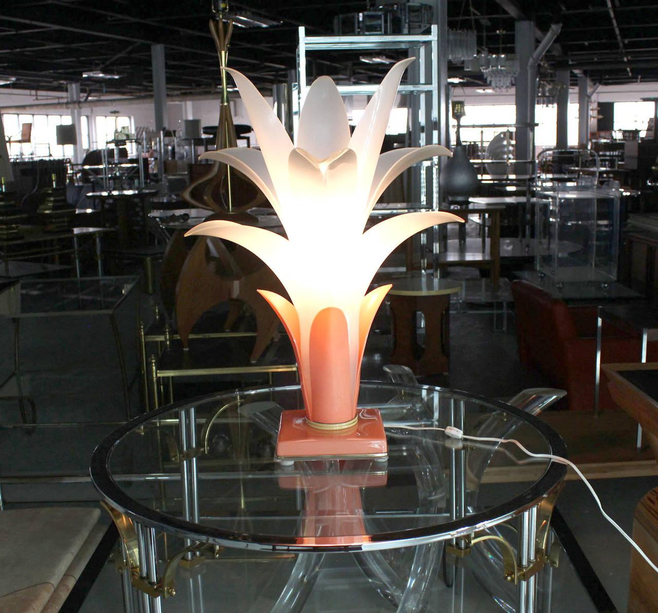 EstablishedLines 1970s Mid Century Molded Bent White Acrylic Lotus Petal Flower Table Lamp MINT!