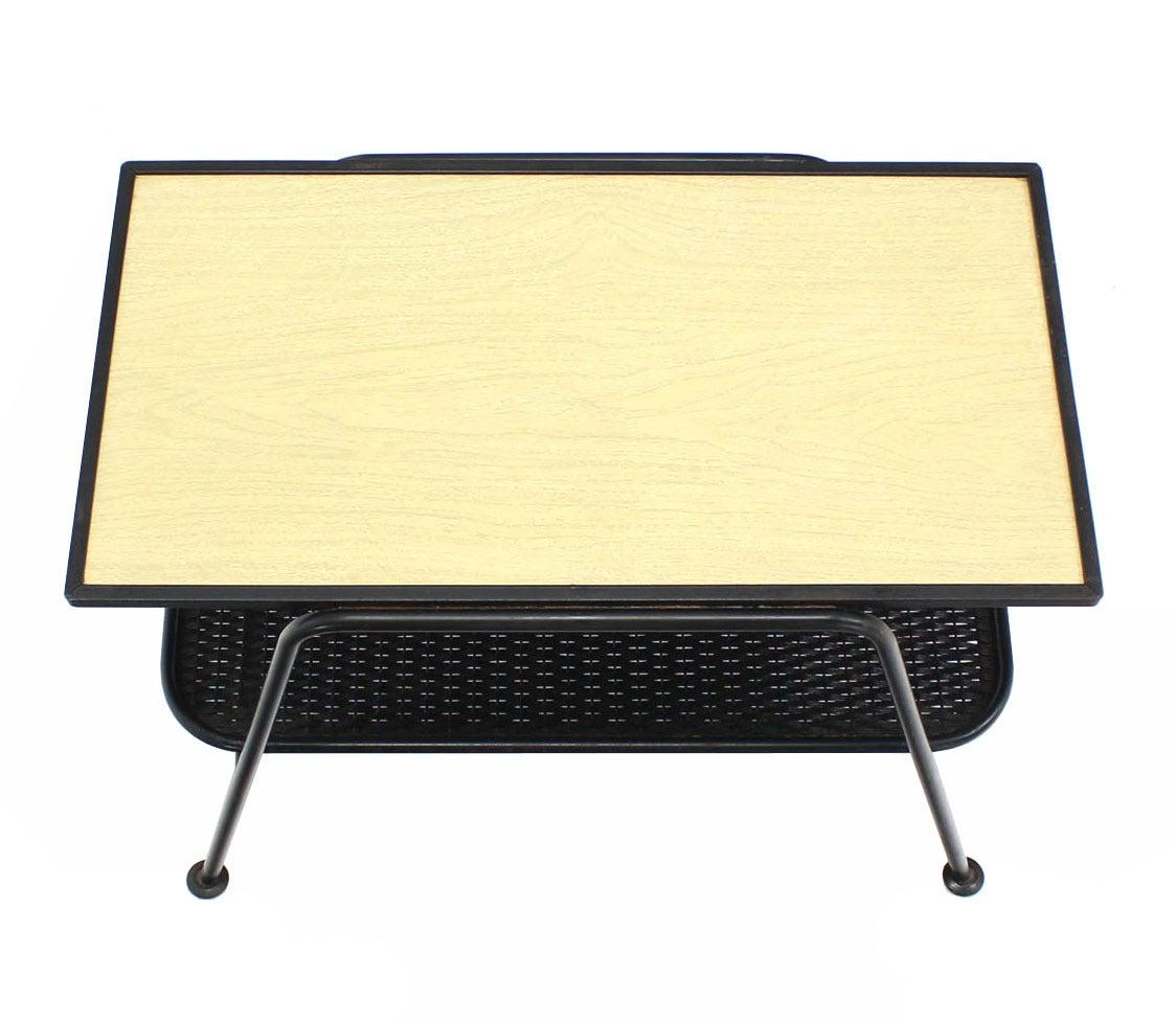 EstablishedLines Mid-Century Modern c1950s Bent Tube Two Tier Wicker Shelf Side End Table MINT