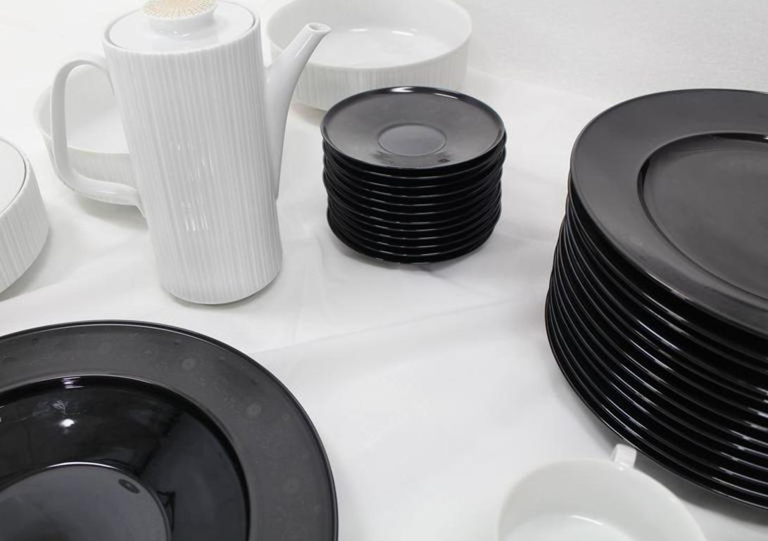 Tapio Wirkkala for Rosenthal Dinner Coffee 80 Pieces Set Plates Noire Porcelain