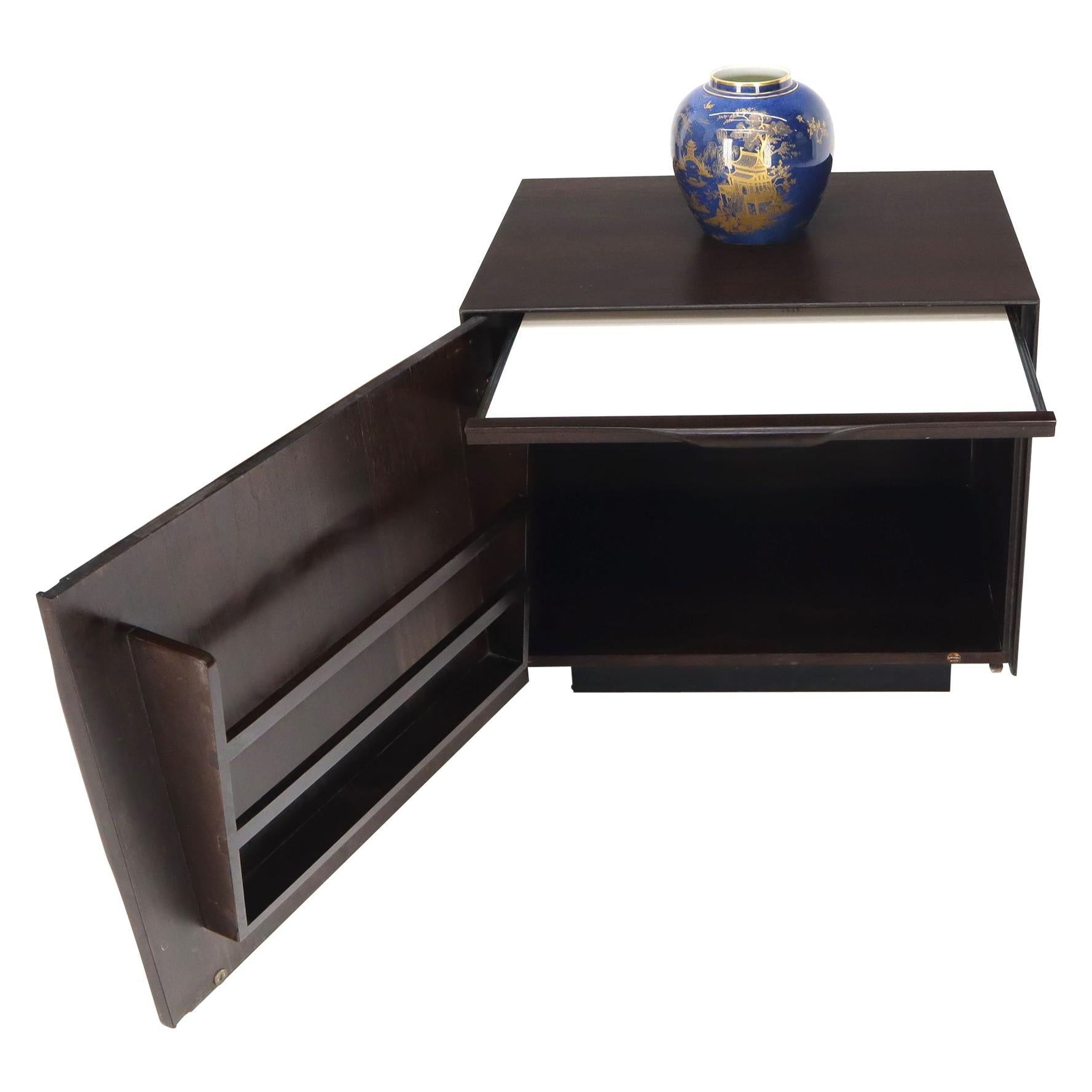 EstablishedLines Mid-Century Modern Cube Shape Compact Liquor Cabinet End Table Espresso Finish