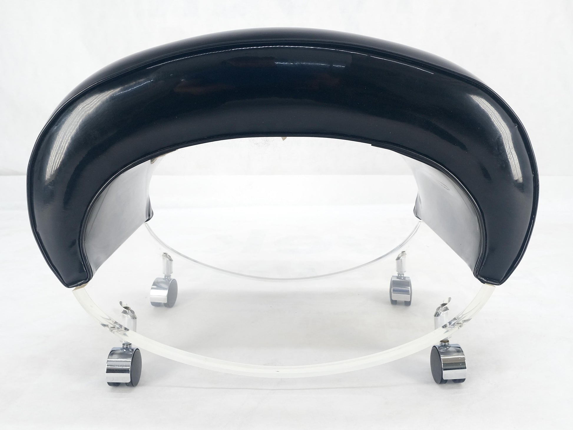 EstablishedLines Futuristic Black Patent Leather Upholstery Oval Lucite Base Bench on Wheel MINT