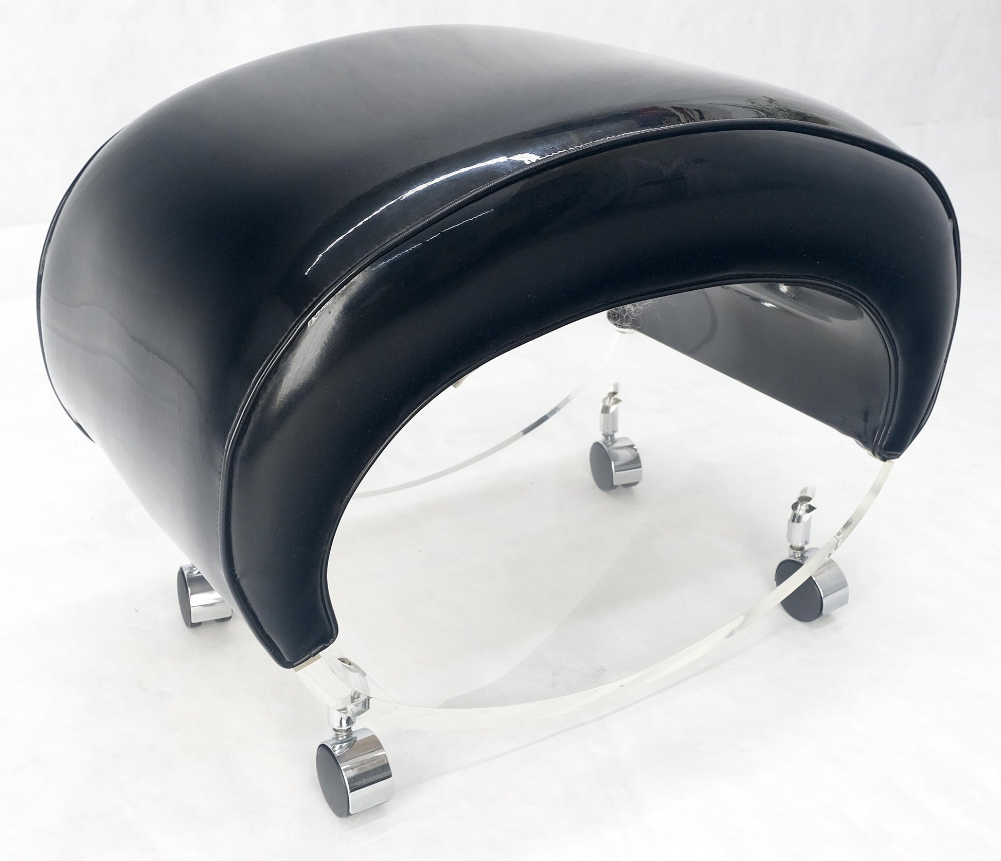 EstablishedLines Futuristic Black Patent Leather Upholstery Oval Lucite Base Bench on Wheel MINT
