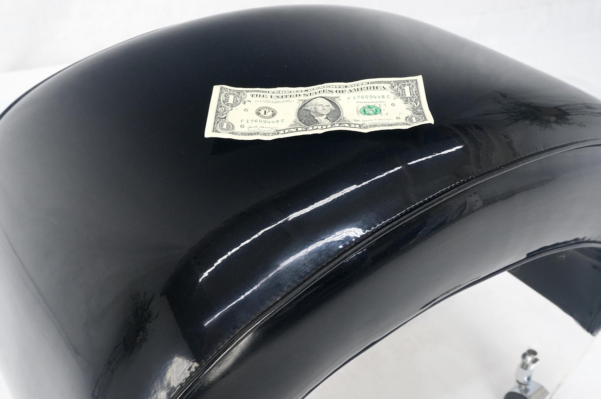 EstablishedLines Futuristic Black Patent Leather Upholstery Oval Lucite Base Bench on Wheel MINT