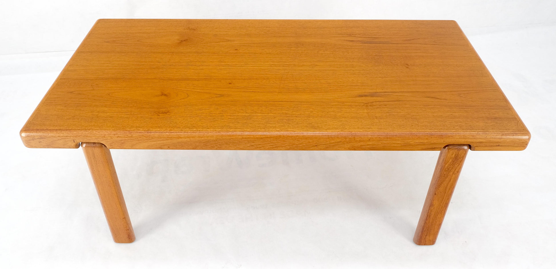 EstablishedLines Danish Mid Century Modern Compact Rectangle Solid Teak Legs Coffee Table MINT