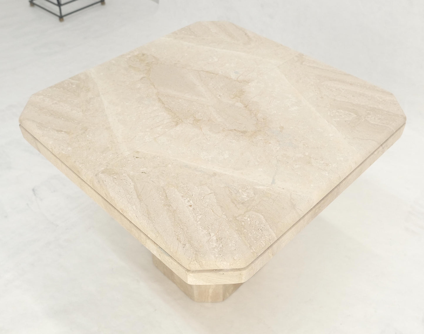 EstablishedLines Polished 27x27" Travertine Square Top Single Pedestal Side End Lamp Table Mint