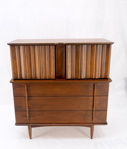 EstablishedLines American Mid-Century Modern Walnut Sculptural 7 Drawers High Chest Dresser Mint!