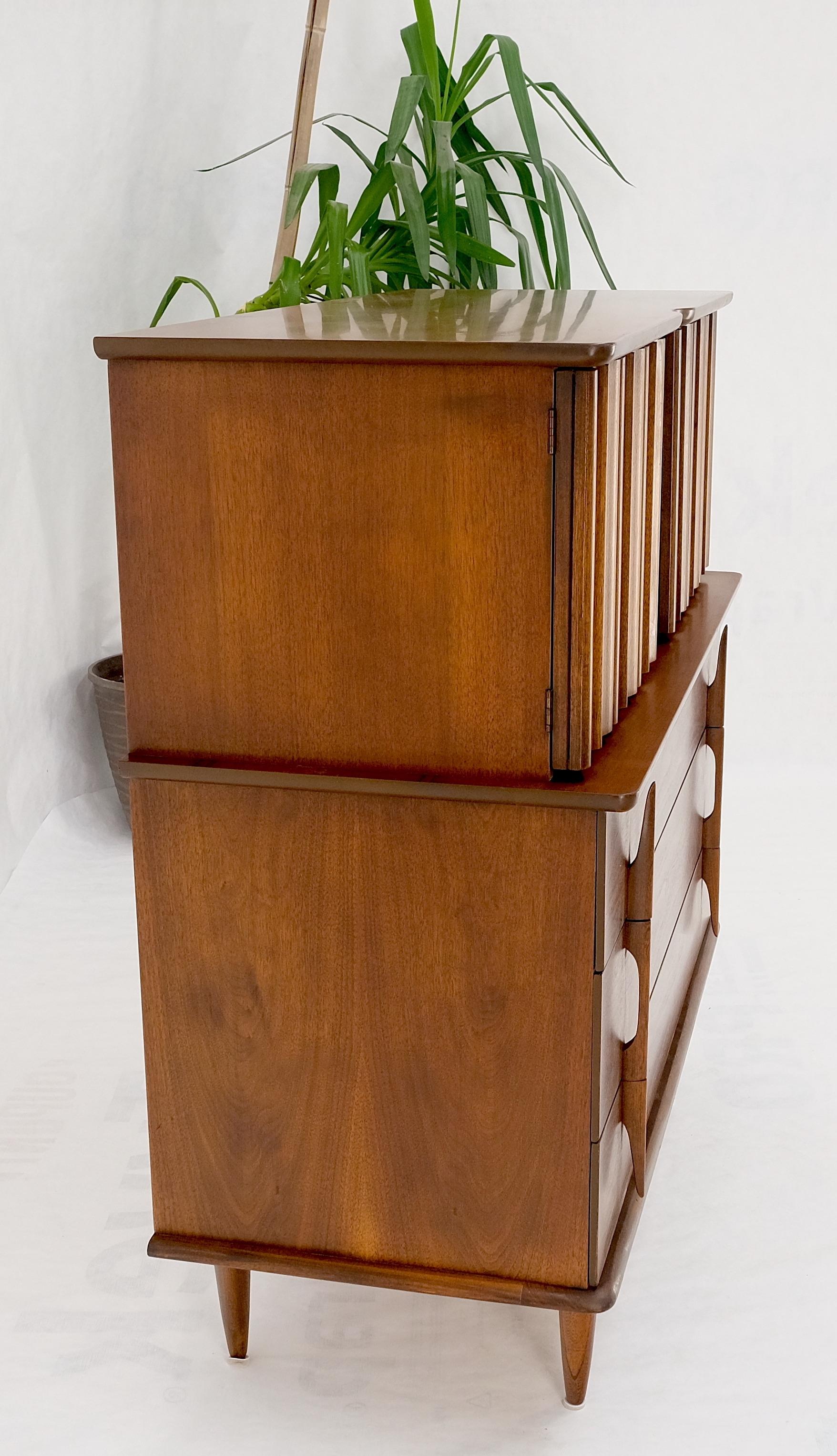 EstablishedLines American Mid-Century Modern Walnut Sculptural 7 Drawers High Chest Dresser Mint!