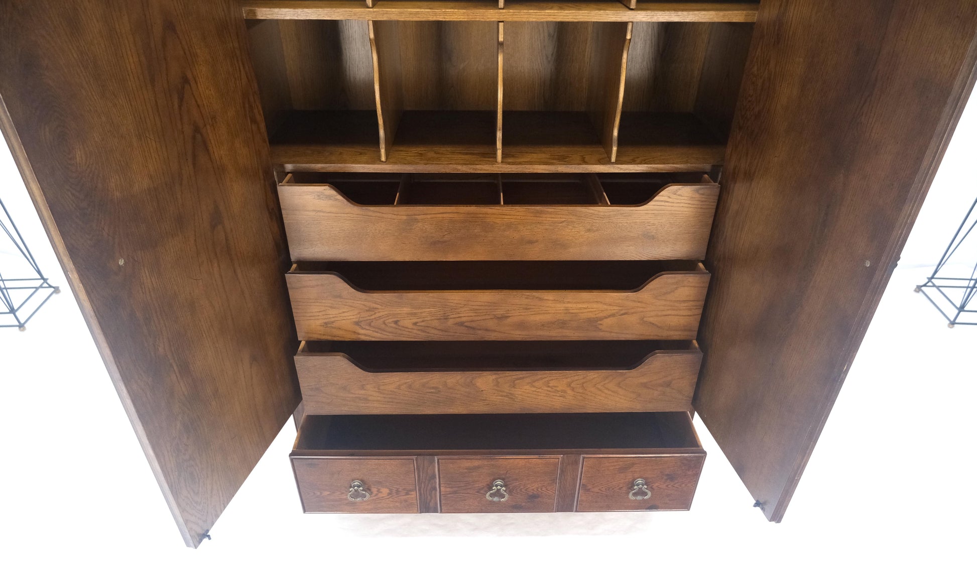 EstablishedLines Henredon Oak Linen Press Cupboard Chest of Drawers Armoire Lots of Storage MINT