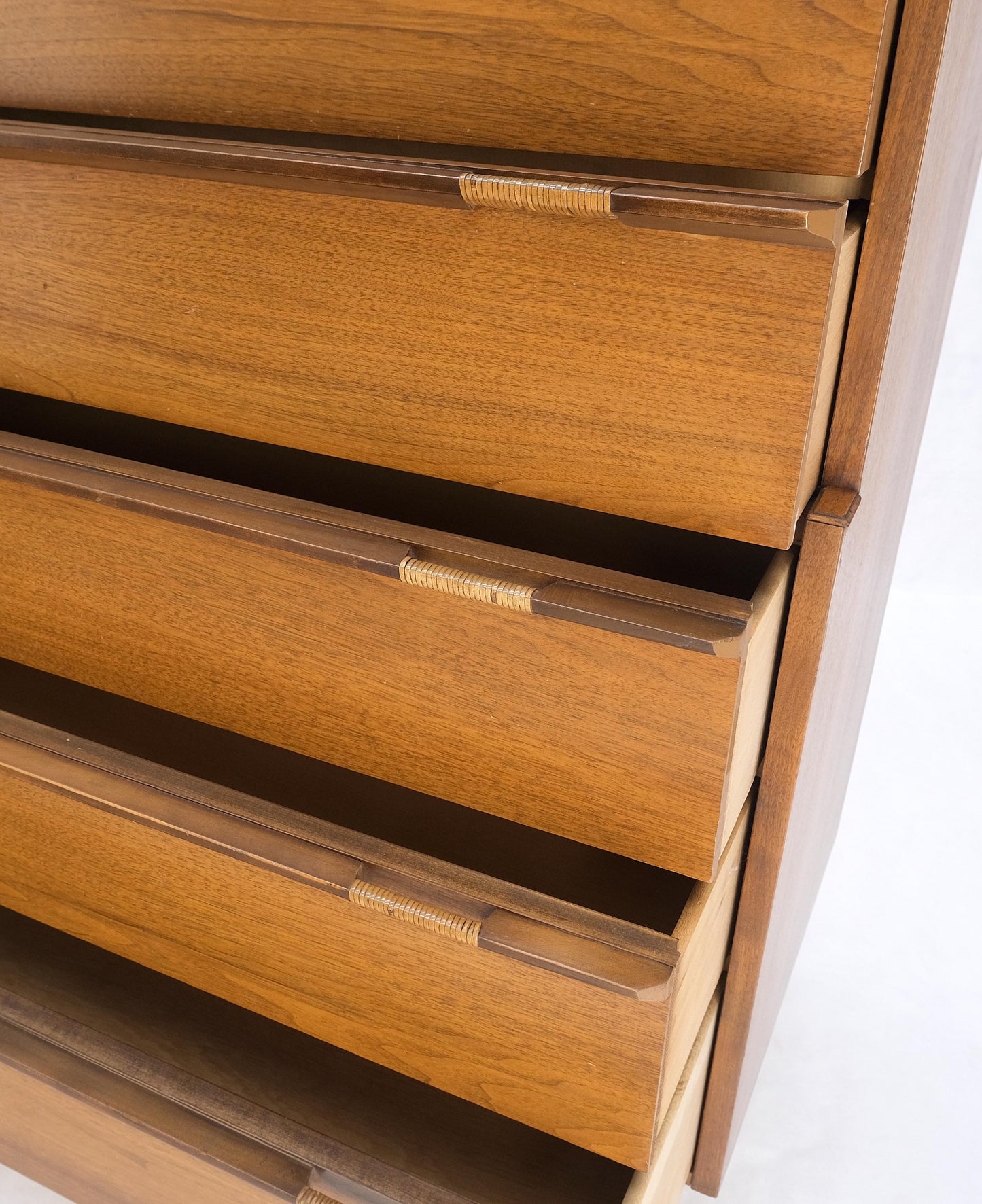 EstablishedLines Mid-Century Modern Walnut 5 Drawers High Chest Dresser MINT!