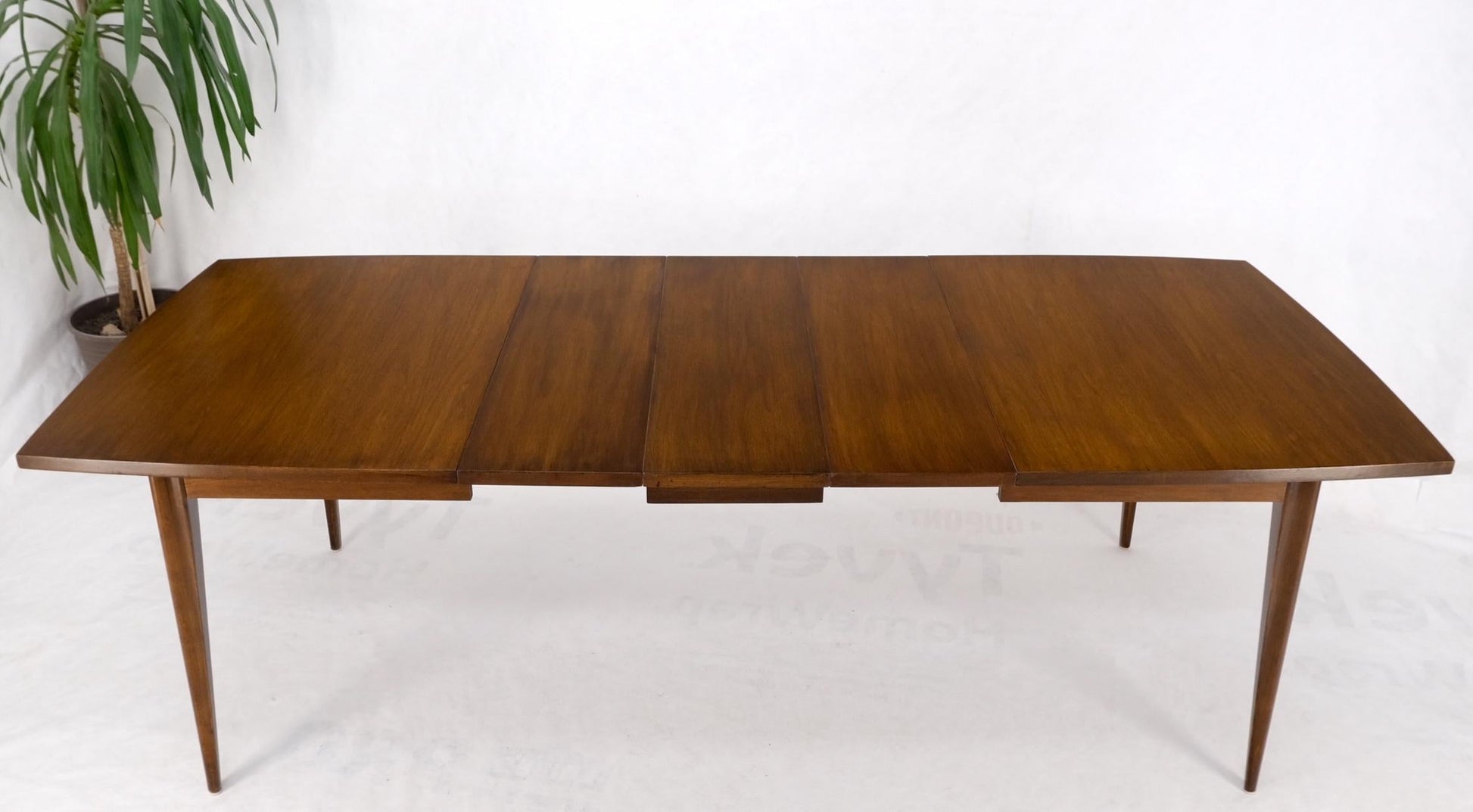 EstablishedLines American Walnut Danish Modern Style Boat Shape Dining Table w/ 3 Leaves Mint